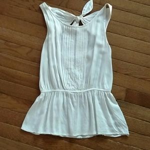 Flowy Sleevless Shirt